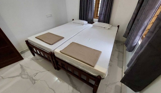 MARARI IRINE HOMESTAY