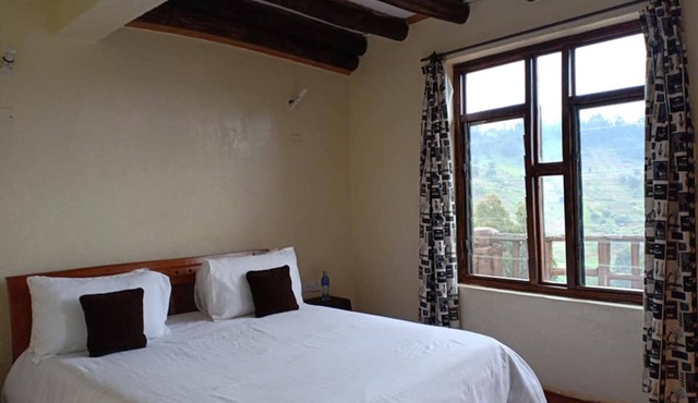Mathioya River Lodge in Gacharage-ini