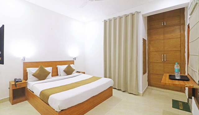 Mauryan Elite Hotel Chhatarpur Metro Station