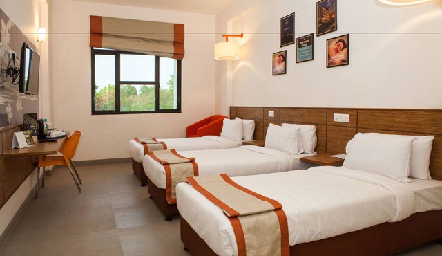 Max Hotels Jabalpur