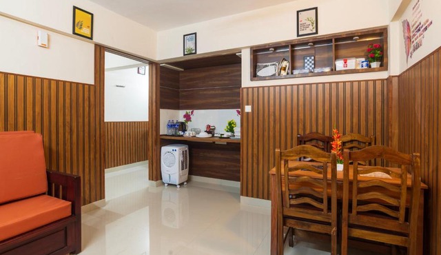 Mayflower Airport Launge -Free Pickup Or Drop to Cochin Airport