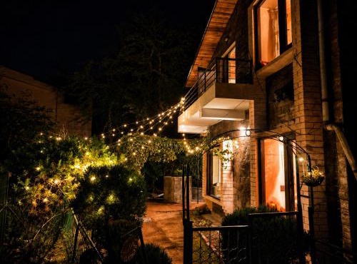 Meraki - Entire 2BHK Villa With Himalayan Views