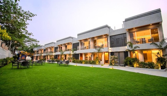 Meritas Aura Resort