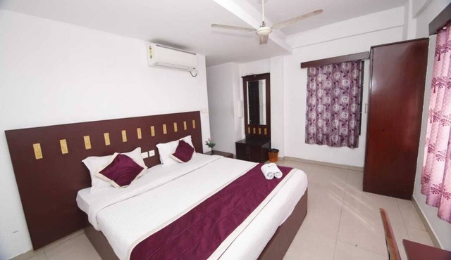Metro Cochin Business Hotel
