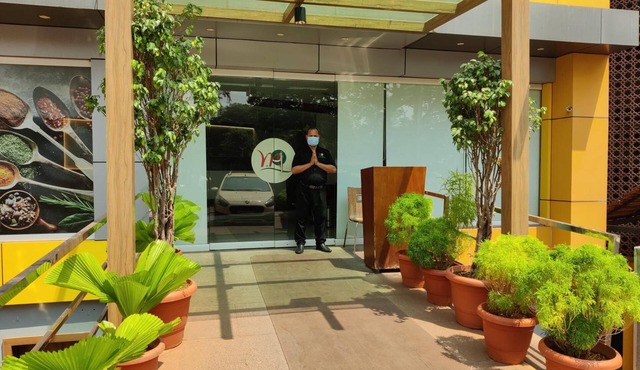 Metro Plaza Hotel