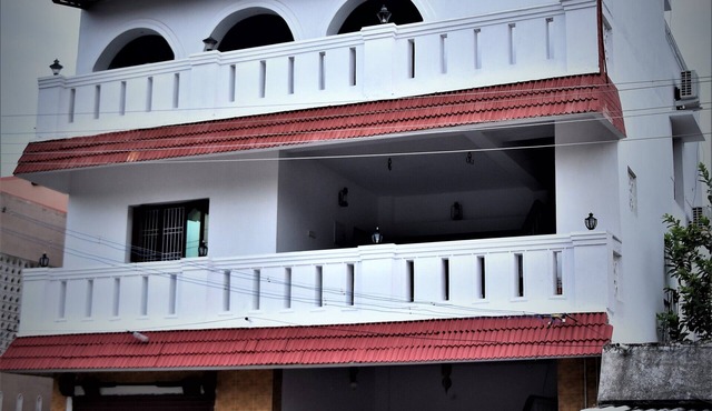 Meya boutique homes