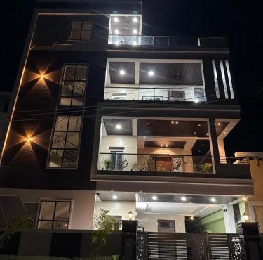 Mihira Home Stays, Kazipet