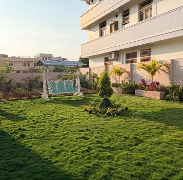 Mihira Home Stays, Waddepally