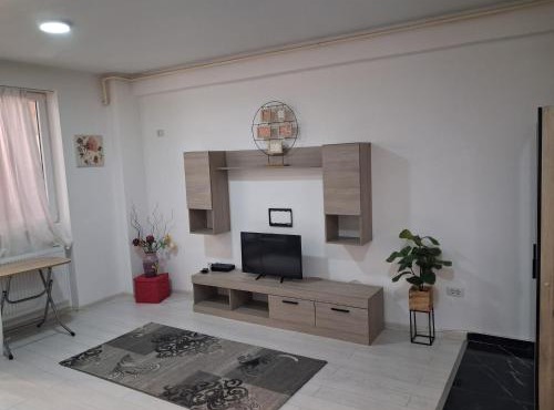 Modern 1-Bedroom Apartment with AC, Free Parking & Self Check-in Bucharest-Militari