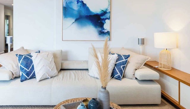 Modern & Spacious, Walk to Coogee Beach
