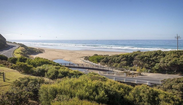 Moggs View in Moggs Creek