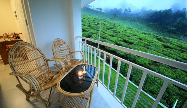 Monsoon Grande