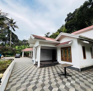 Moonveil Premium Villa Munnar By STAYVA