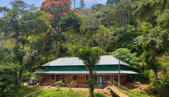 Morley's Place Thekkady By Lexstays