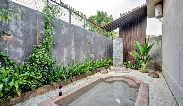 Mosaic Villa By Ebony Stays – 5BHK Luxury Villa in Udaipur Surrounded by Nature