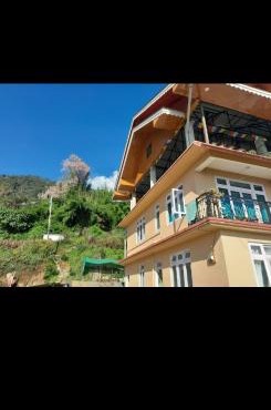 Mountain Majesty Homestay, Sombaria