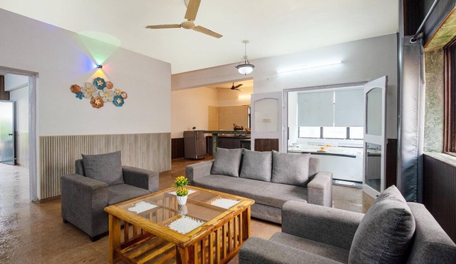 Mountain Mist 2bhk by Palette | Jacuzzi | Lonavala