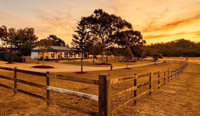 Mudgee | St Fillans Estate Mudgee Farmhouse in Saint Fillans