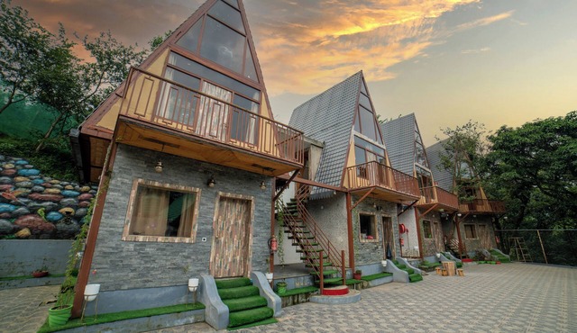 Mudras Grove Resort