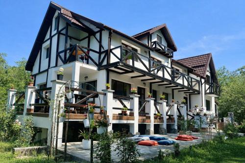 MurMur Chalet