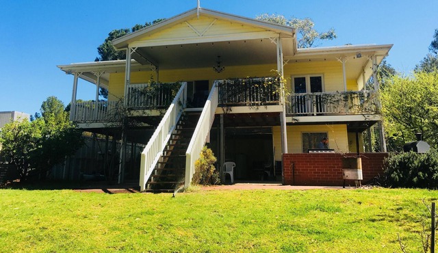 Murrundi Cliffs Walker Flat Holiday Home in Walker Flat