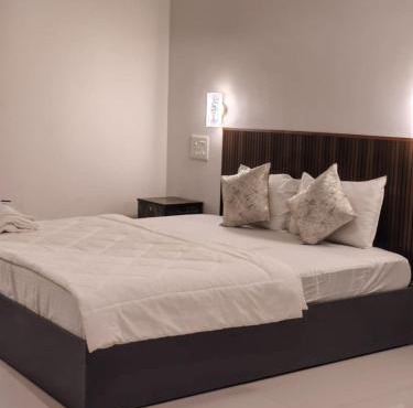 Myday Inn by Znormhomes