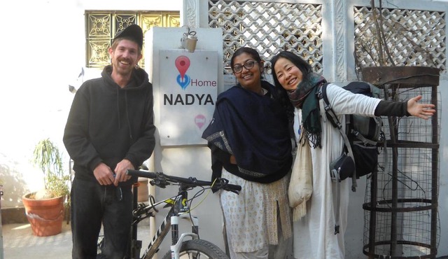 Nadya Homestay For Female & family