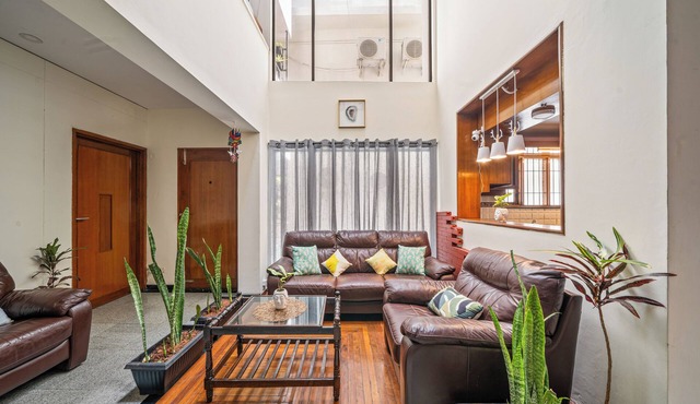 🌳 Namma Woodland Villa | Golf Course Views