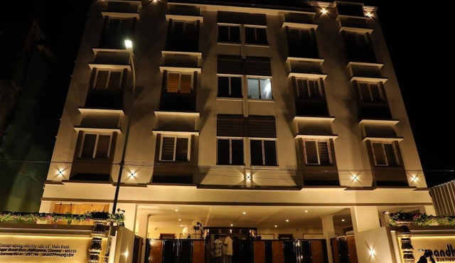 Nandhavanam A Business Class Residency
