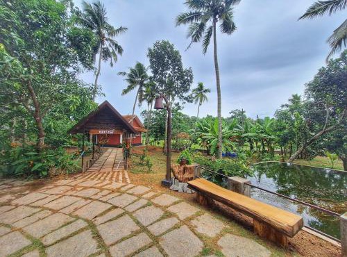 Nellu - Tranquil Pool Villa & Organic Farmstay near Varkala