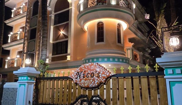 Nico's