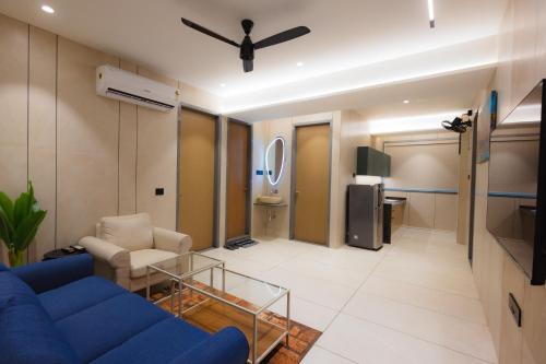 Nirrtul Royale 3BHK Apartment Cozy Quite & Specious