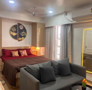 Nirvana Stays 2 , Just 1km away from Pune Airport