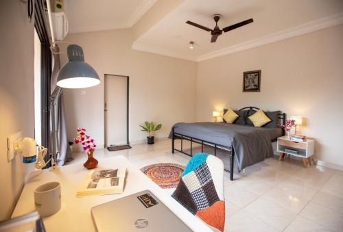 NomadGao Vila Nova - Social Hotel with Coworking, Fast WiFi, and Goan Charm