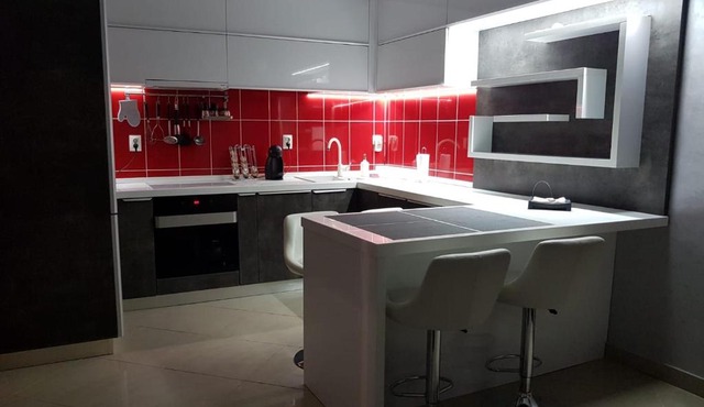 NoMi Central Apartment
