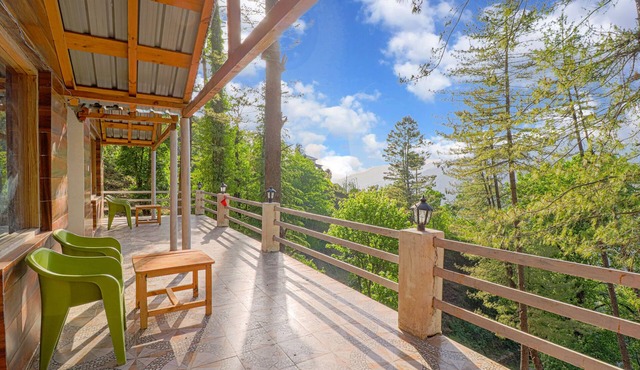 Oak N Pine by Dumnu Homes