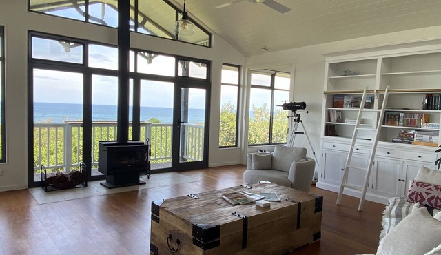 Ocean View, Beach Front - Havenly Homes in Harmers Haven