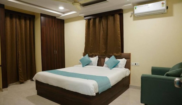 Olive Business Hotel