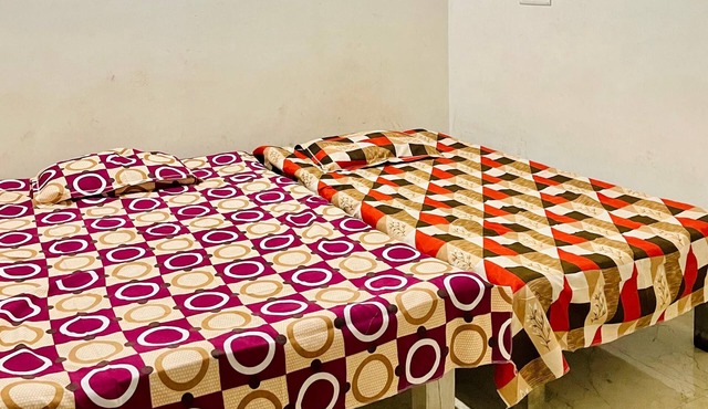 Om Sai guest house