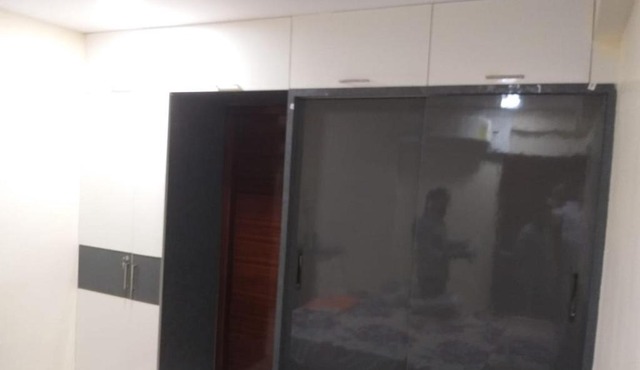One Room in a furnished apmt