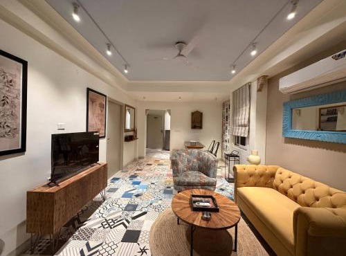 One Uptown 101 modern 1 BHK loft