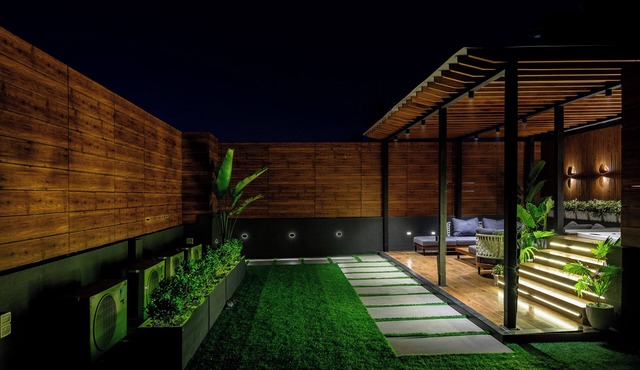 Onnyx Rooftop Luxury Penthouse, Centrally Located in New Delhi