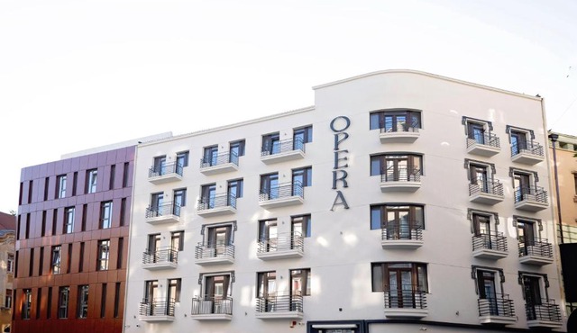 Opera Hotel