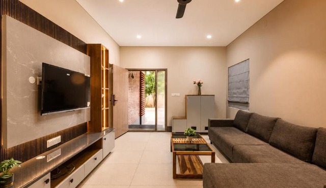 Orion Rosewood Villa by RedOlive Nr Airport 3bhk