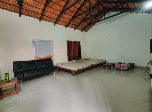 Outbackwoods Homestay room coffee