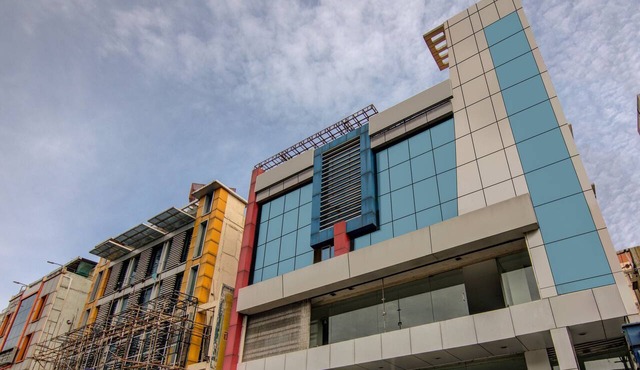 OYO 14669 Mayur's Residency