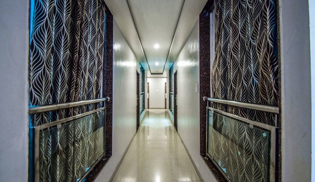 OYO 15180 Kavita Inn