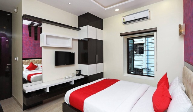 OYO 15617 Abi's Inn