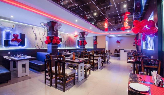 OYO 26946 Hotel Janvi International