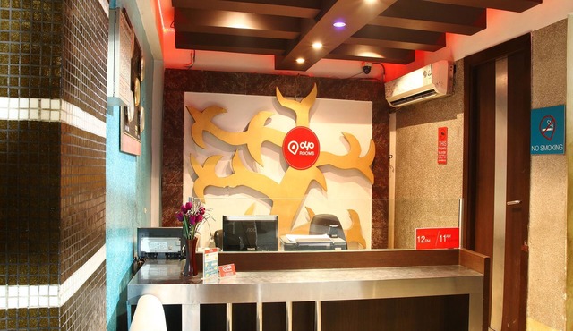 OYO 759 Hotel Rock Star
